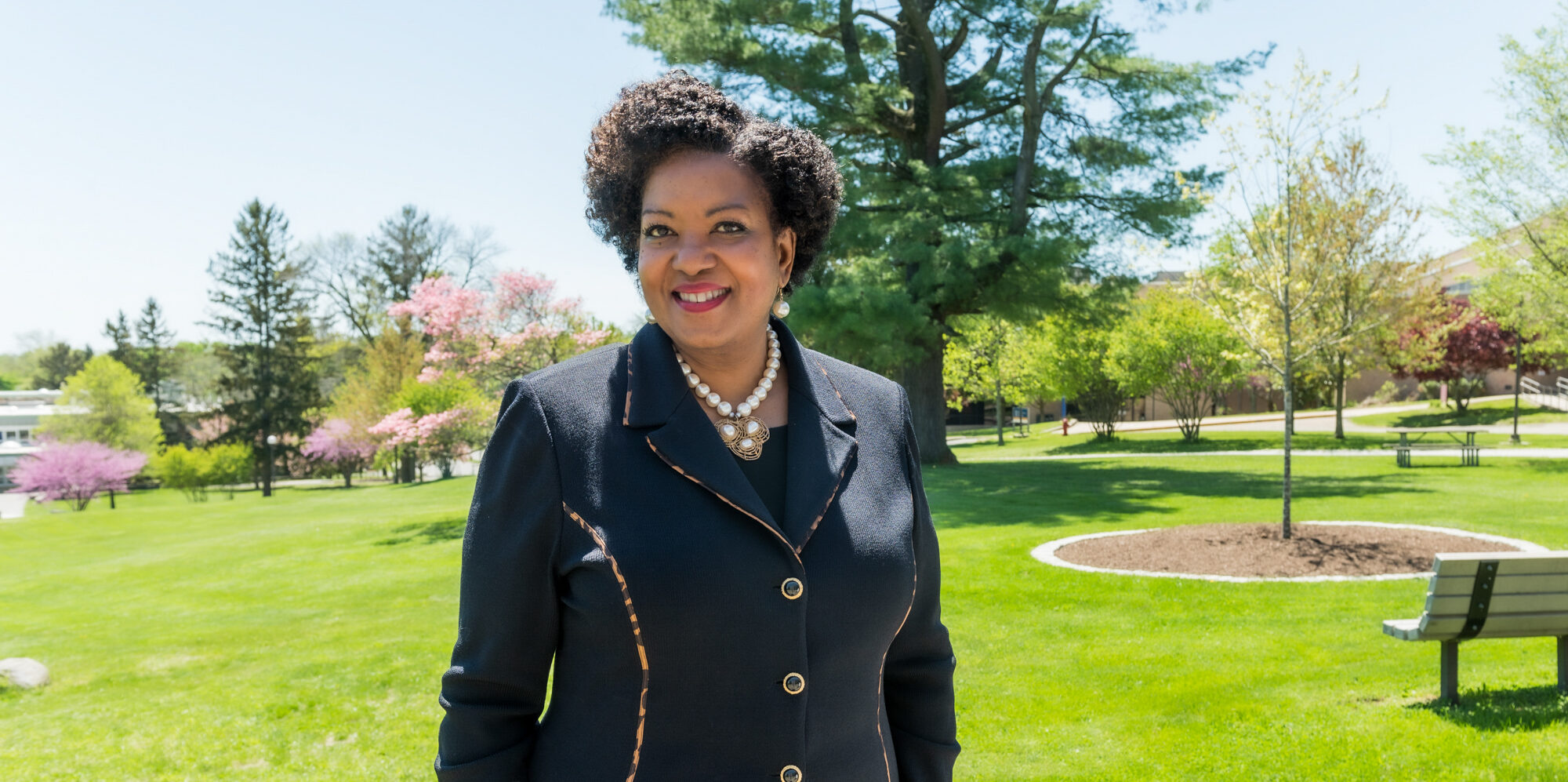 Headshots Dr.Miles LessFormal 2429