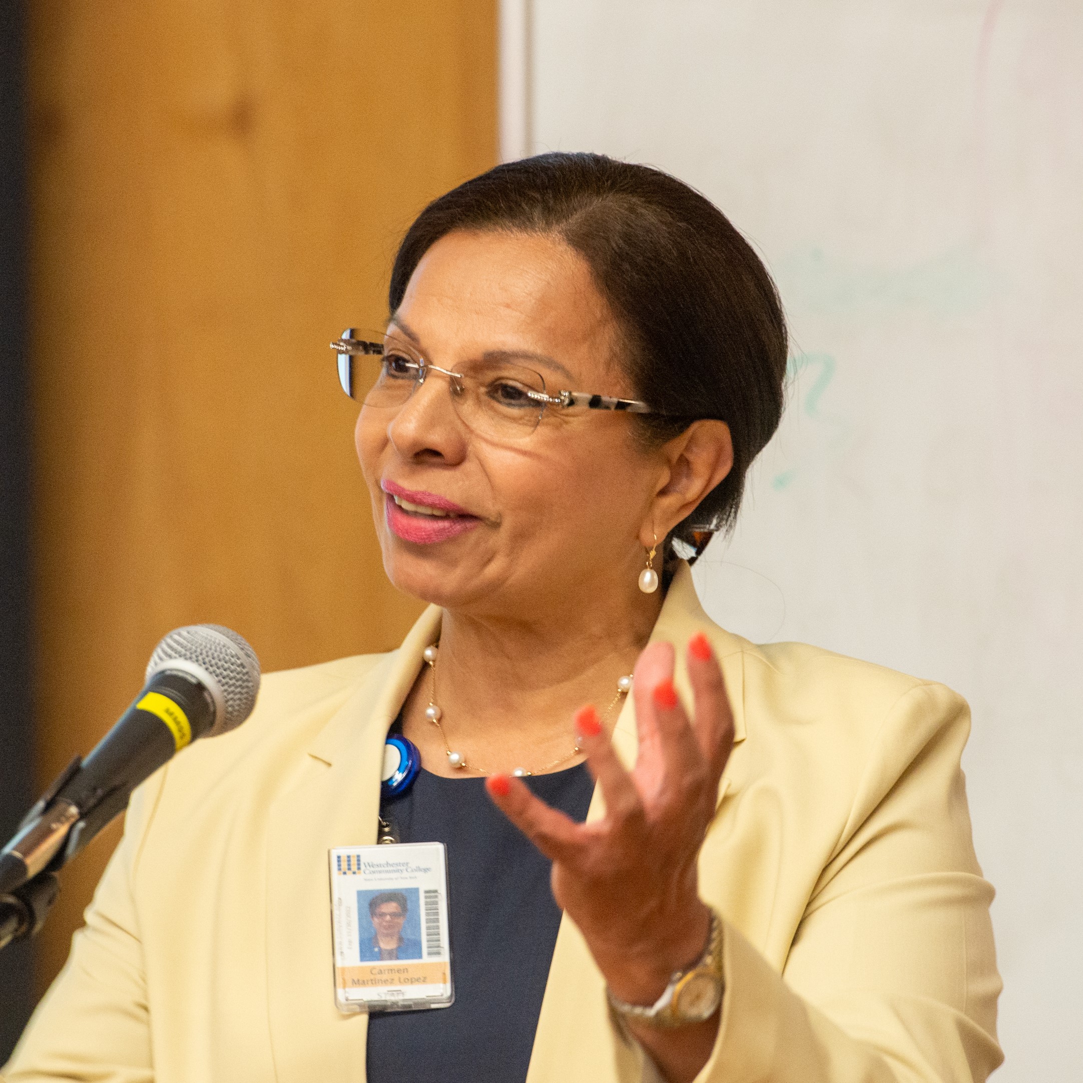 Dr. Carmen Martinez-Lopez